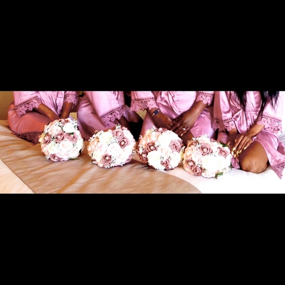 Wedding bouquets (4) and boutonnières (4) - Picture 8 of 13